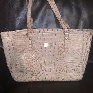 Brahmin Asher Medium